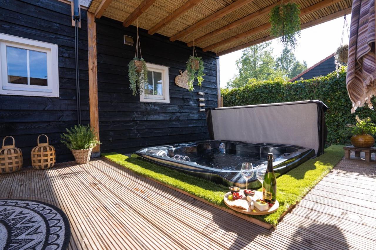 B&B The Wellness Cottage Dordrecht Exterior photo